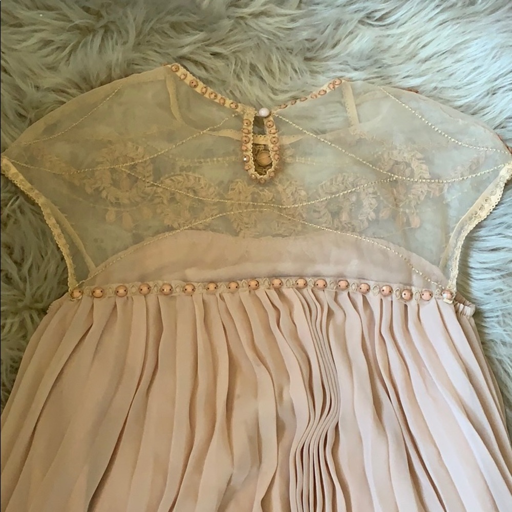 Dress - Picture 3 of 3